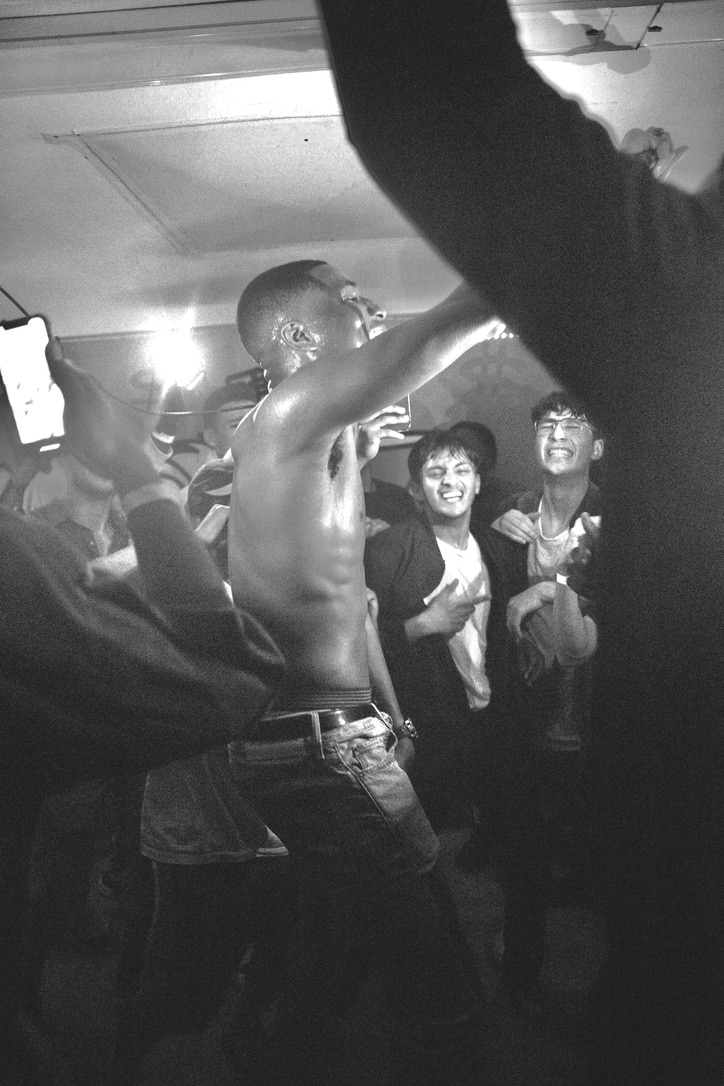 Rock Benjamins performing to a packed crowd